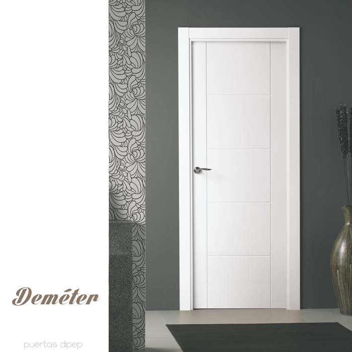 Puerta lacada modelo Demeter